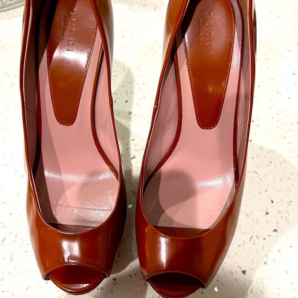 Gucci plataform heels
